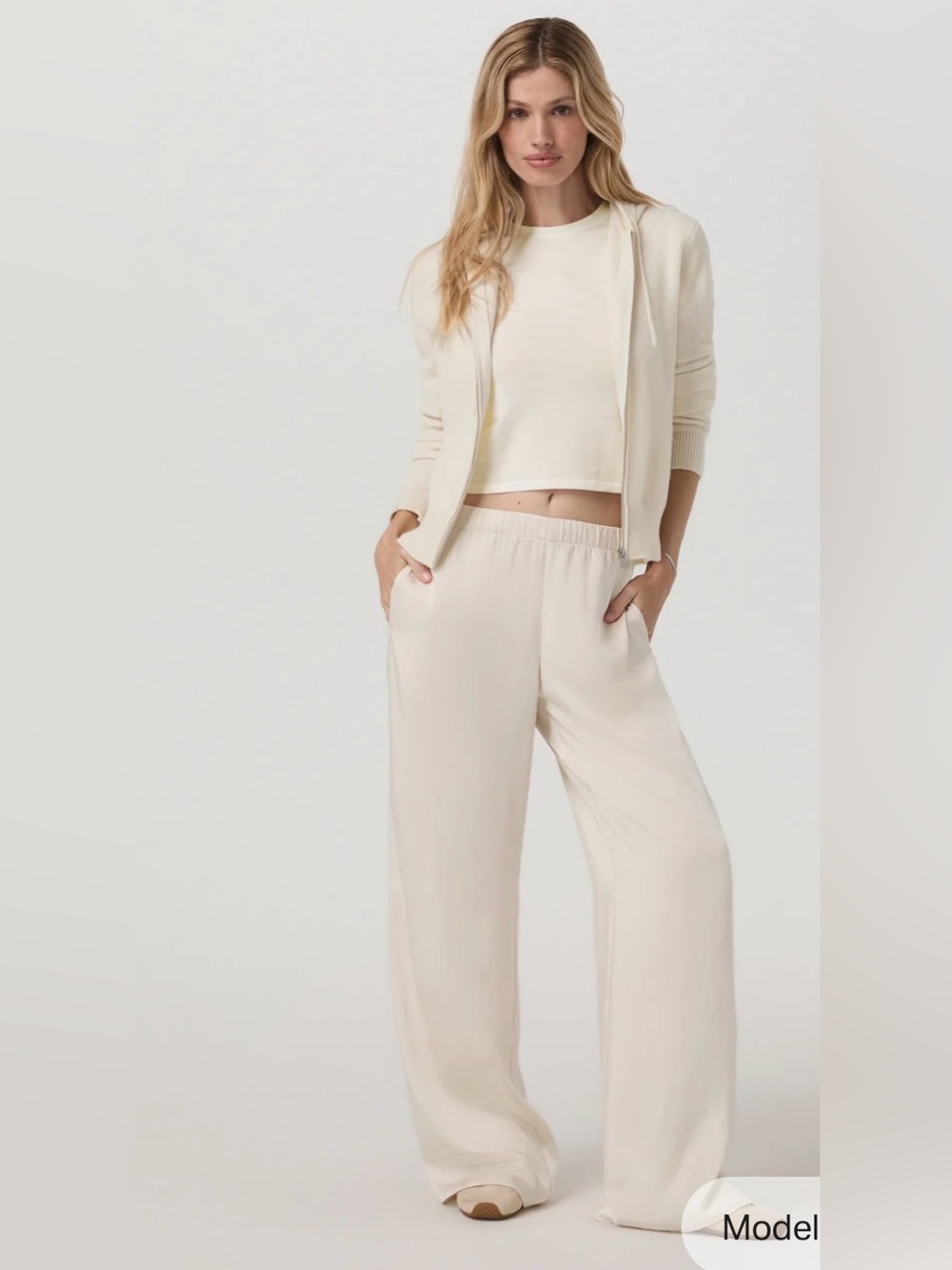 NWT Vuori nova Lounge Pants in Milkweed